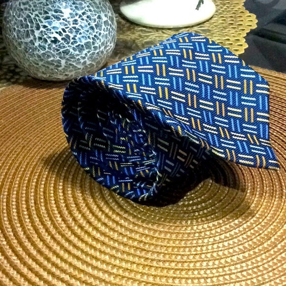 T.Harris ..London...accepting offers - Picture 1 of 7